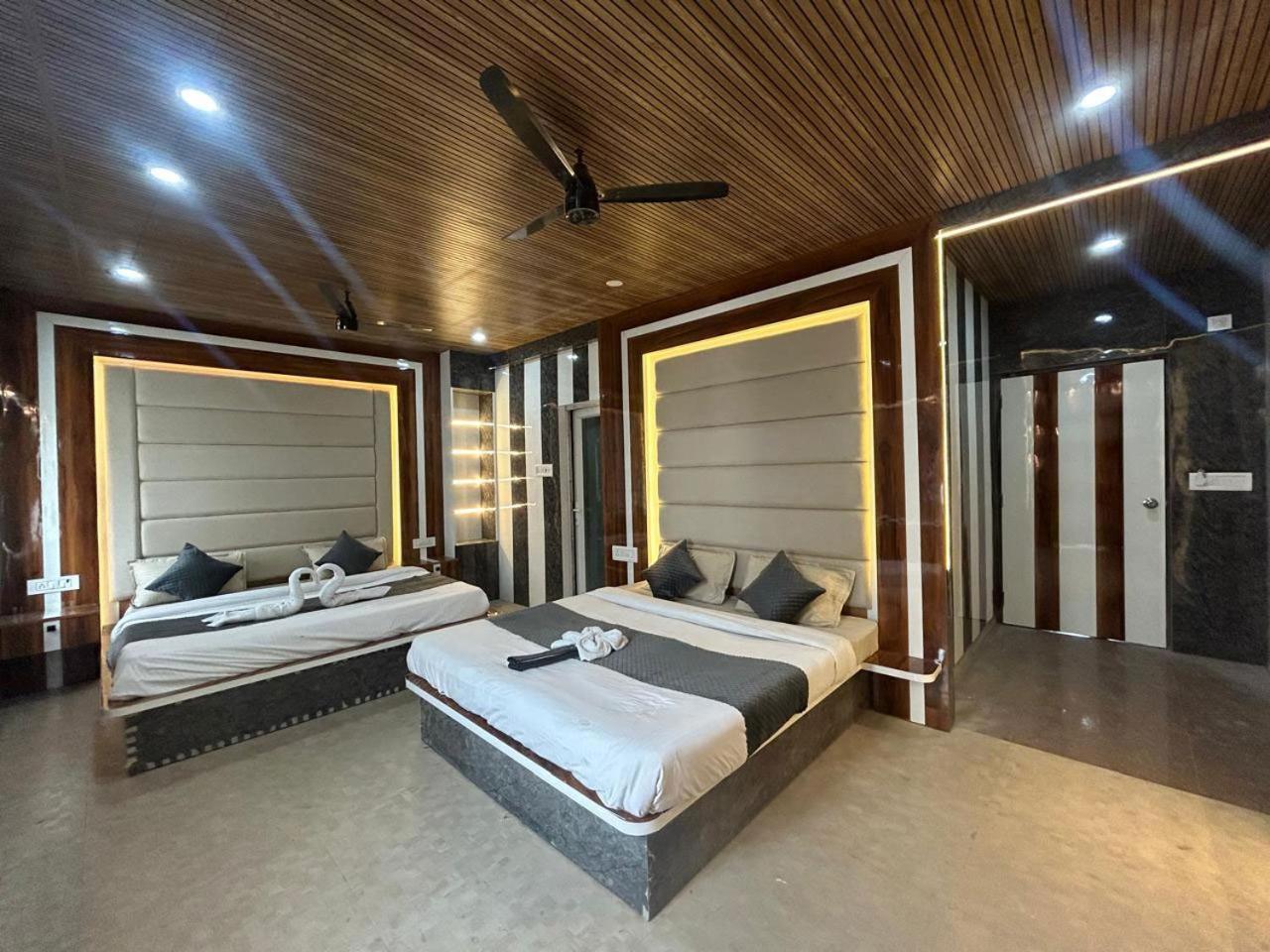 Hotel Dev Ganga Rishikesh Ngoại thất bức ảnh