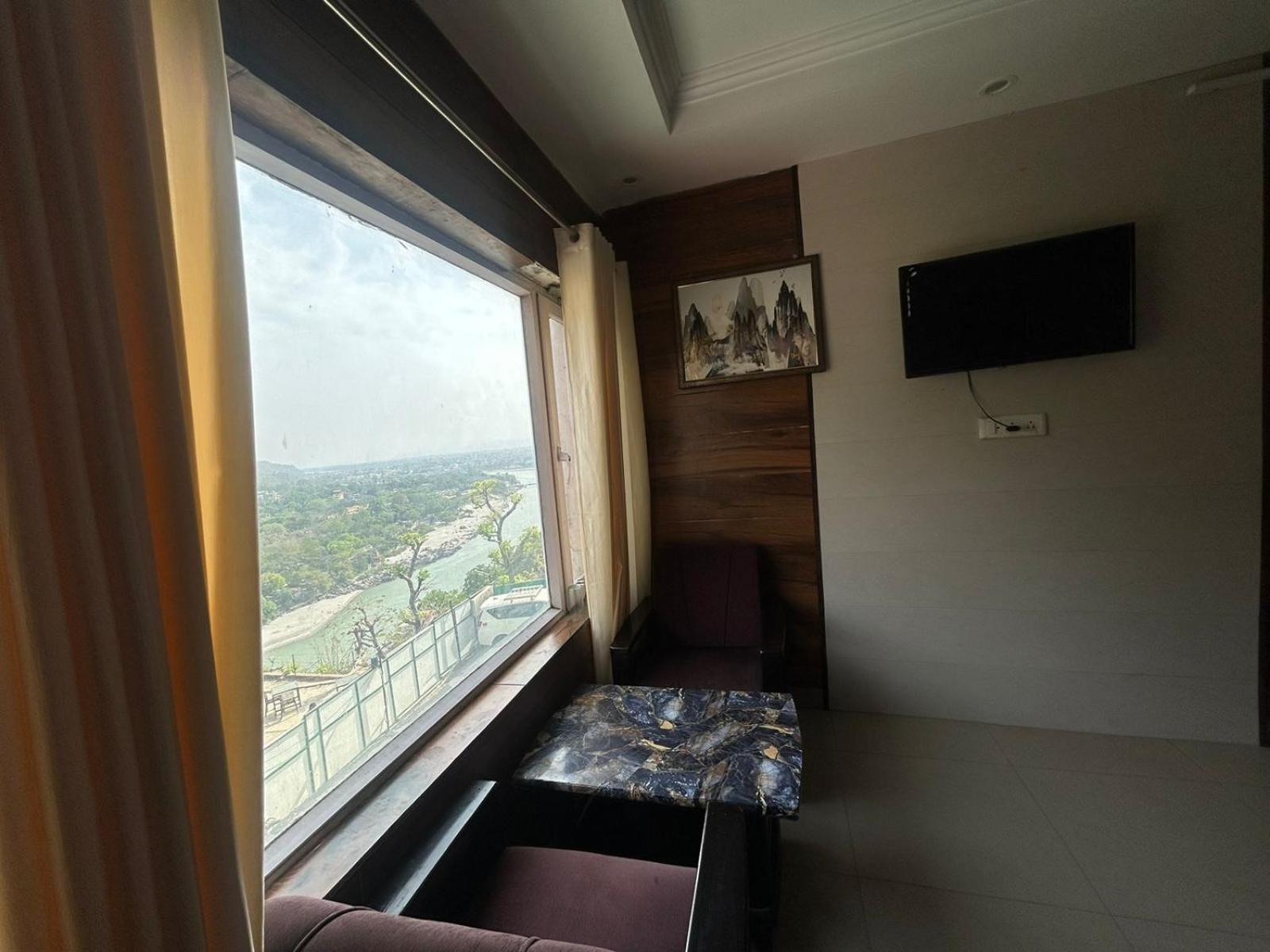 Hotel Dev Ganga Rishikesh Ngoại thất bức ảnh