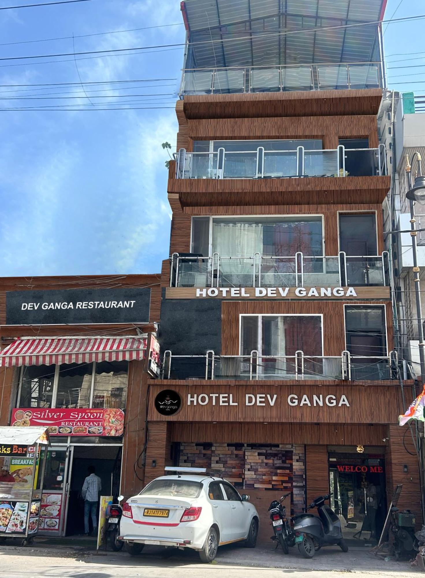 Hotel Dev Ganga Rishikesh Ngoại thất bức ảnh